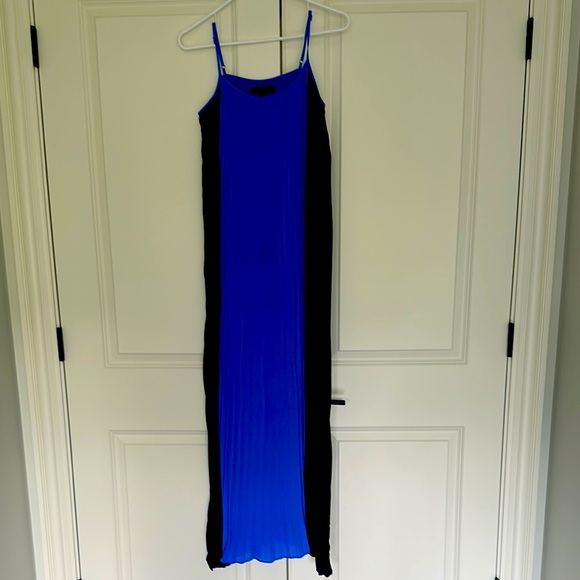 NWOT Banana Republic Vibrant Blue Color Blocked Pleated Dress - Picture 1 of 3